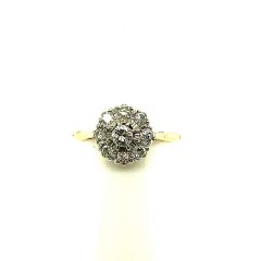 Pre-Loved 18ct/Plat Diamond Cluster Ring 