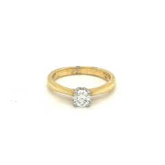 Pre-Loved 18 Carat Yellow Gold Single Stone Ring 